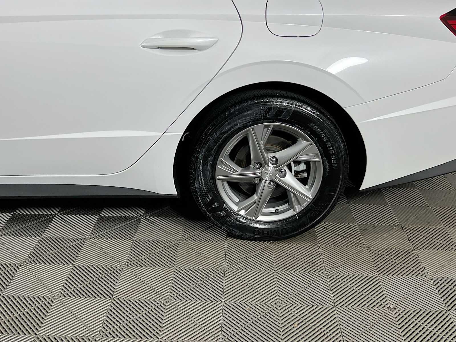 Certified 2023 Hyundai Sonata SE image 29