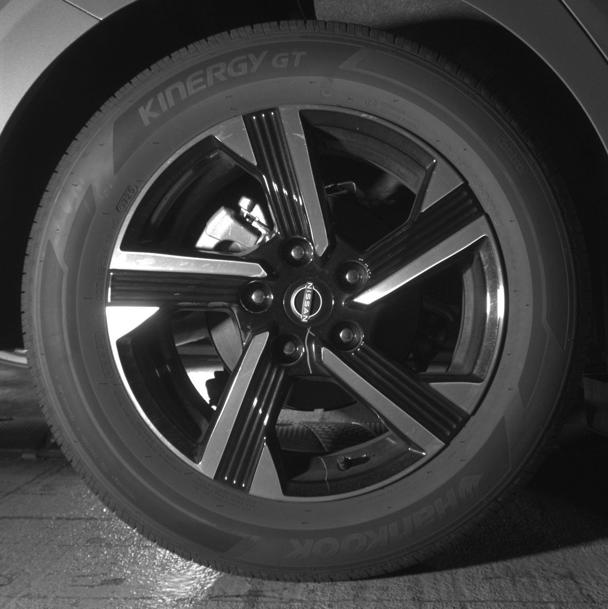 Used 2025 Nissan Sentra SV image 15