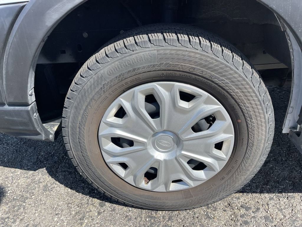 Used 2023 Ford Transit 250 Low Roof w/ Exterior Upgrade Package RWD image 6