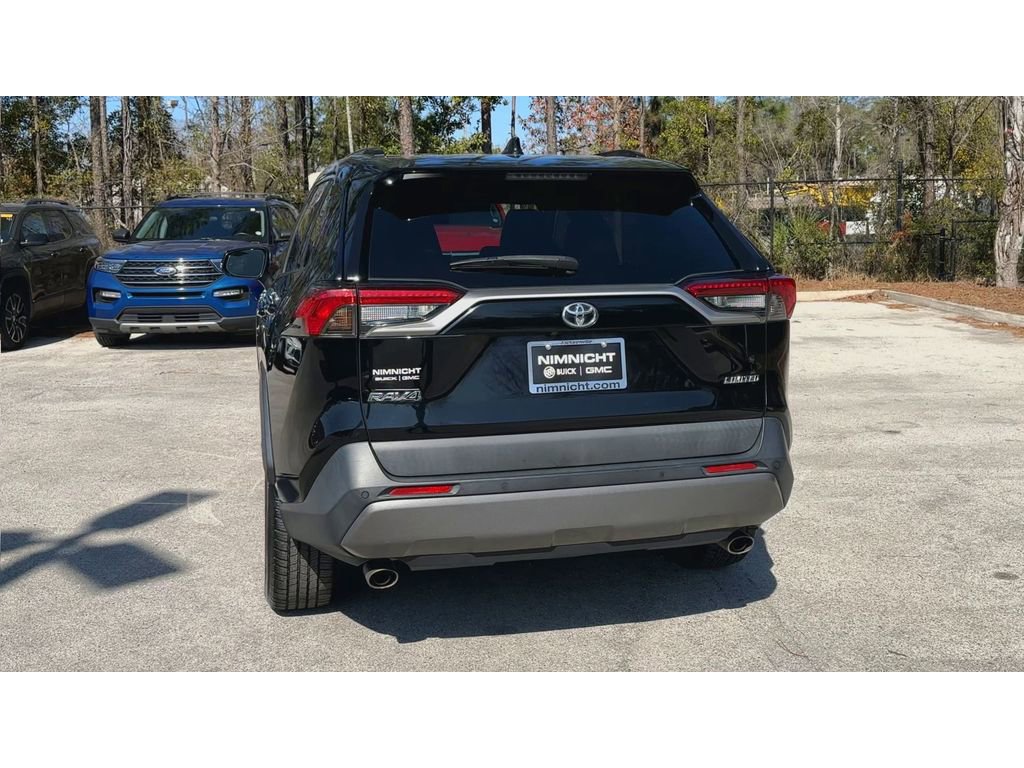 Used 2019 Toyota RAV4 Limited w/ Cold Weather Package image 7
