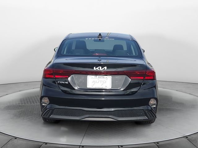 Used 2023 Kia Forte LXS image 4