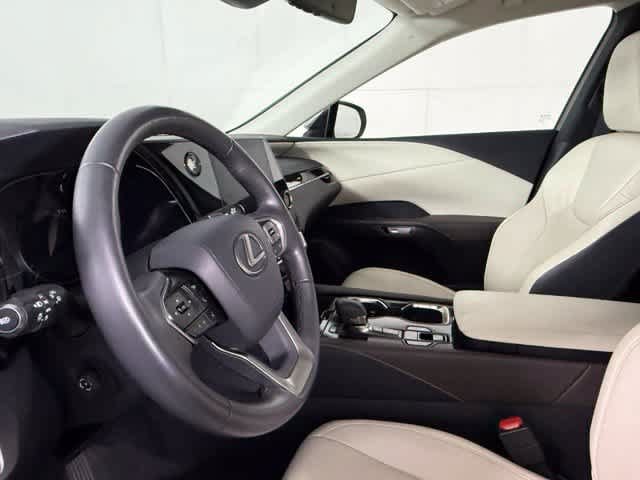 Used 2024 Lexus RX 350 FWD w/ Technology Package image 7