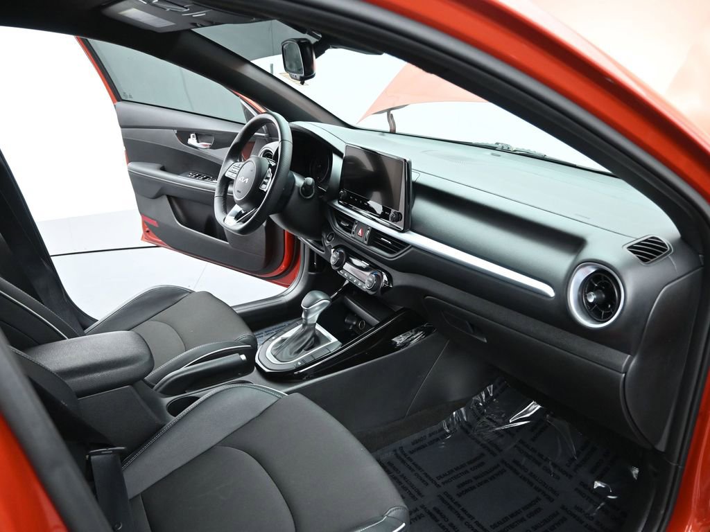 Certified 2023 Kia Forte GT-Line image 20