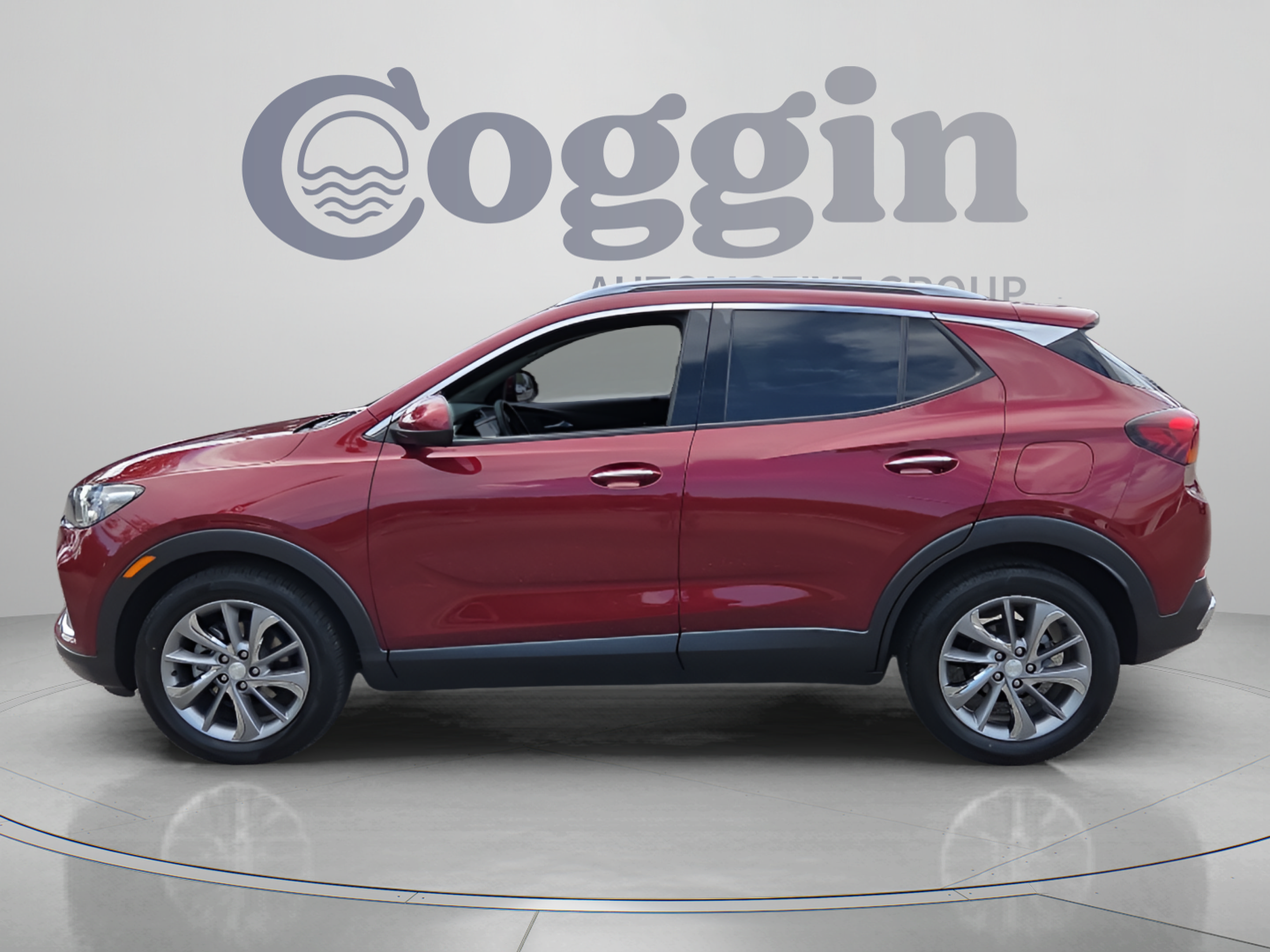 Used 2023 Buick Encore GX Essence w/ Experience Buick Package FWD image 2