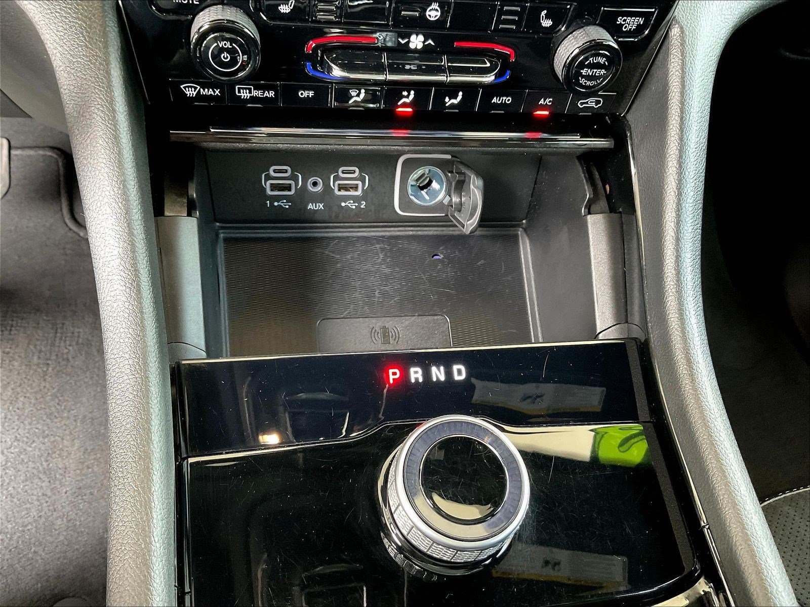 Used 2023 Jeep Grand Cherokee Altitude AWD/4WD image 15