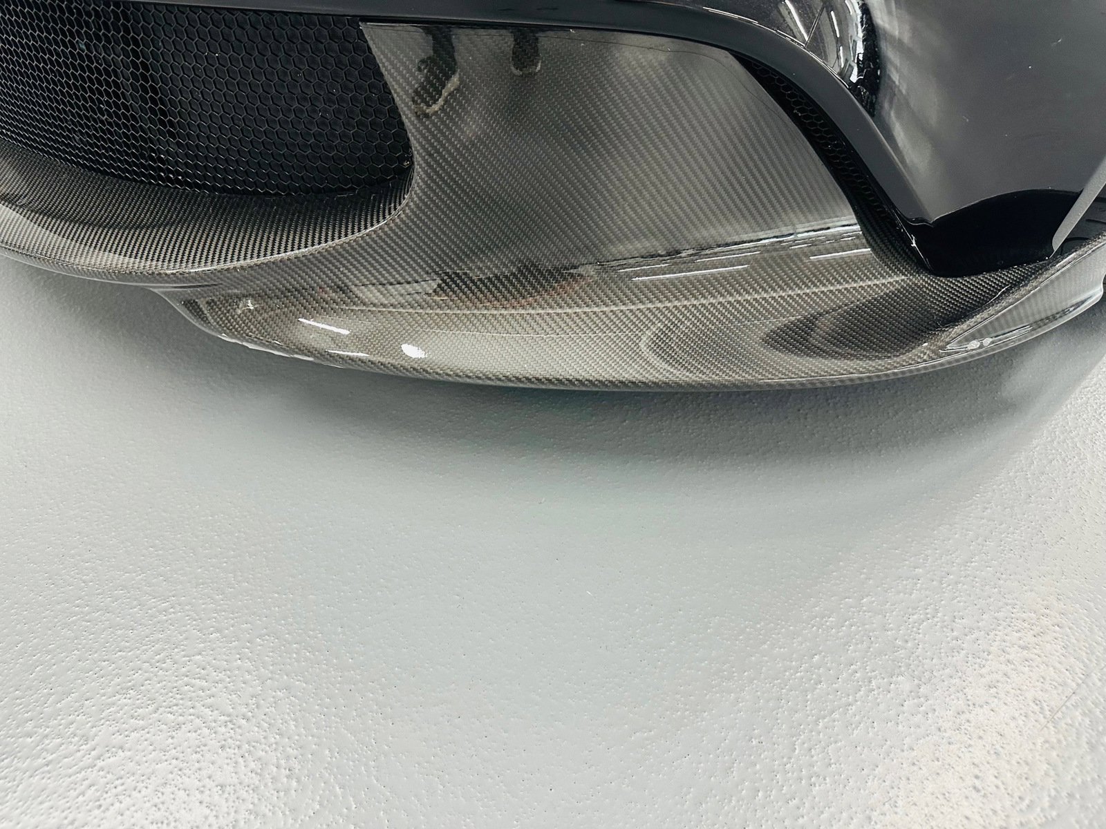 Used 2018 Aston Martin Vanquish S RWD image 17