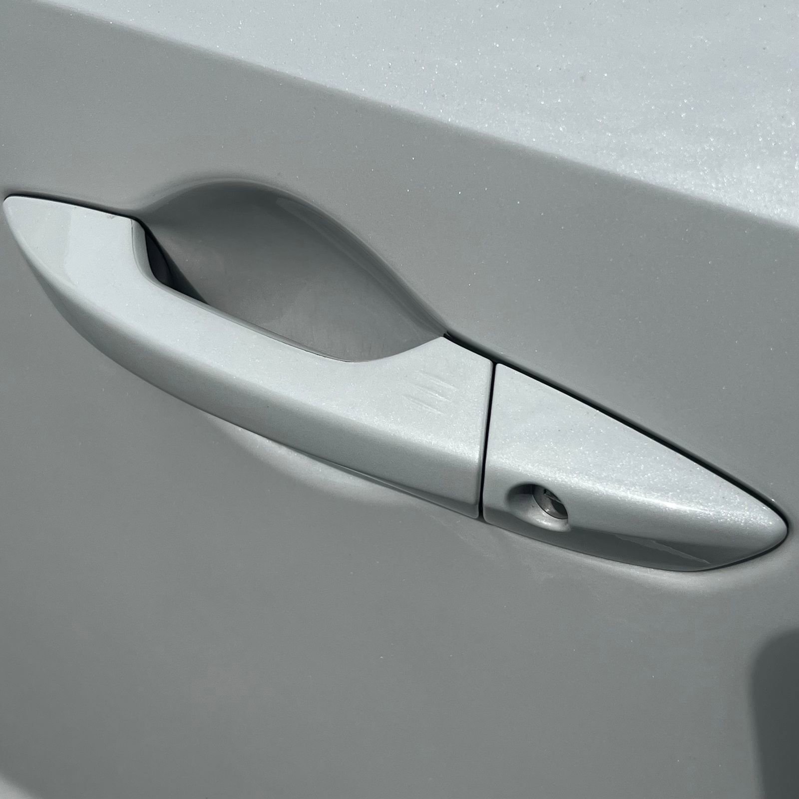 Used 2023 Acura MDX FWD image 12