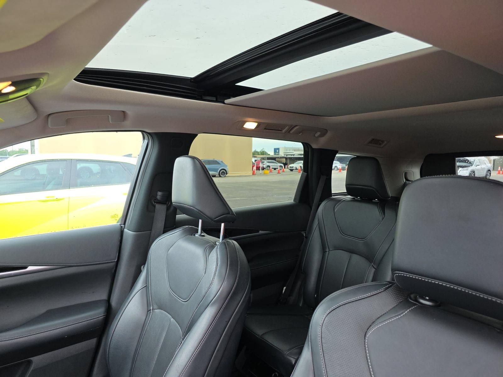 Certified 2023 INFINITI QX60 Pure FWD image 7
