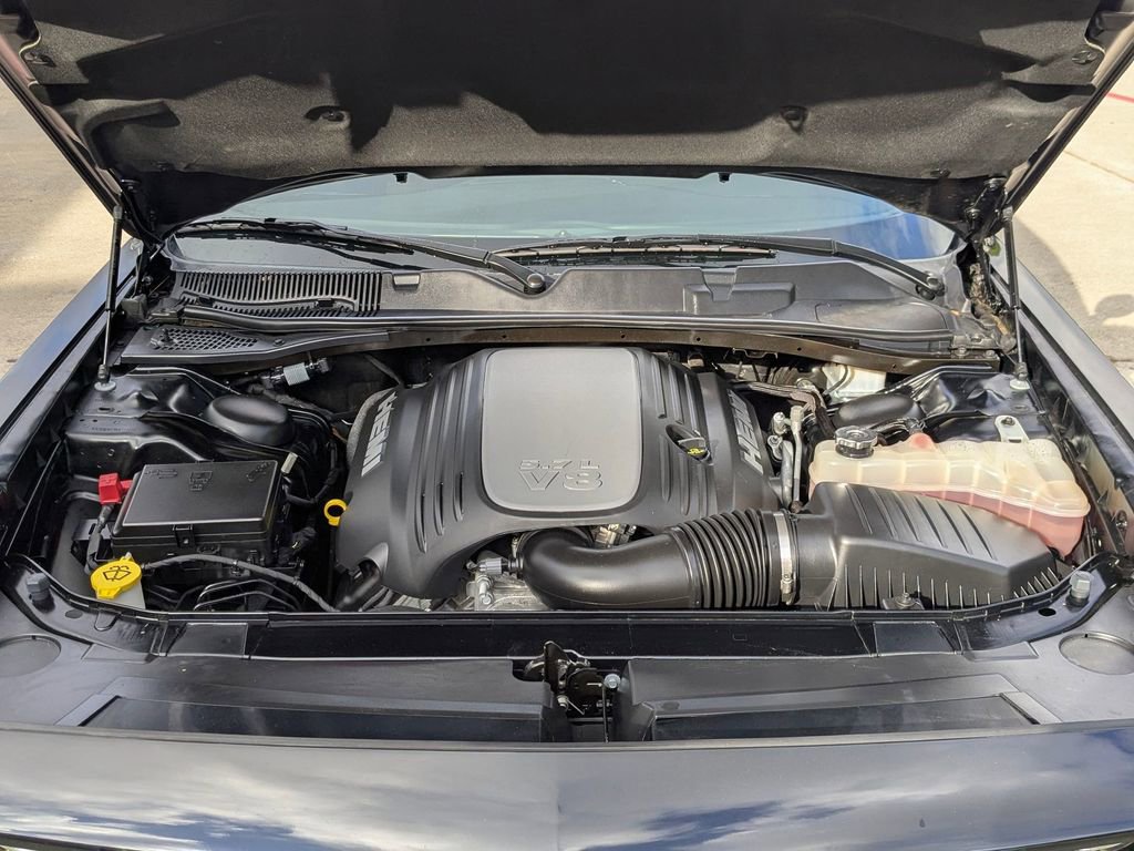 Used 2021 Dodge Challenger R/T w/ Blacktop Package image 30