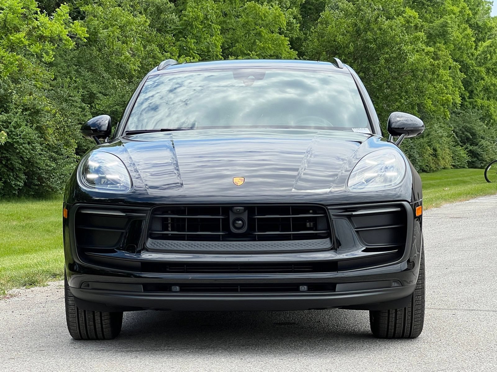 Certified 2026 Porsche Macan AWD/4WD image 7