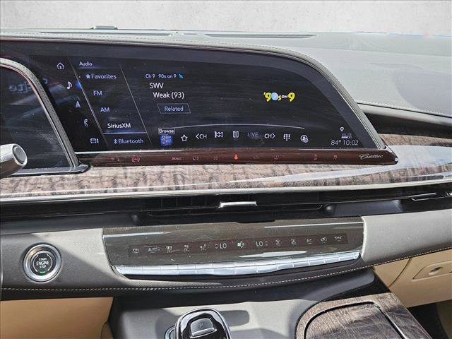 Used 2023 Cadillac Escalade Premium Luxury w/ Performance Package AWD/4WD image 15