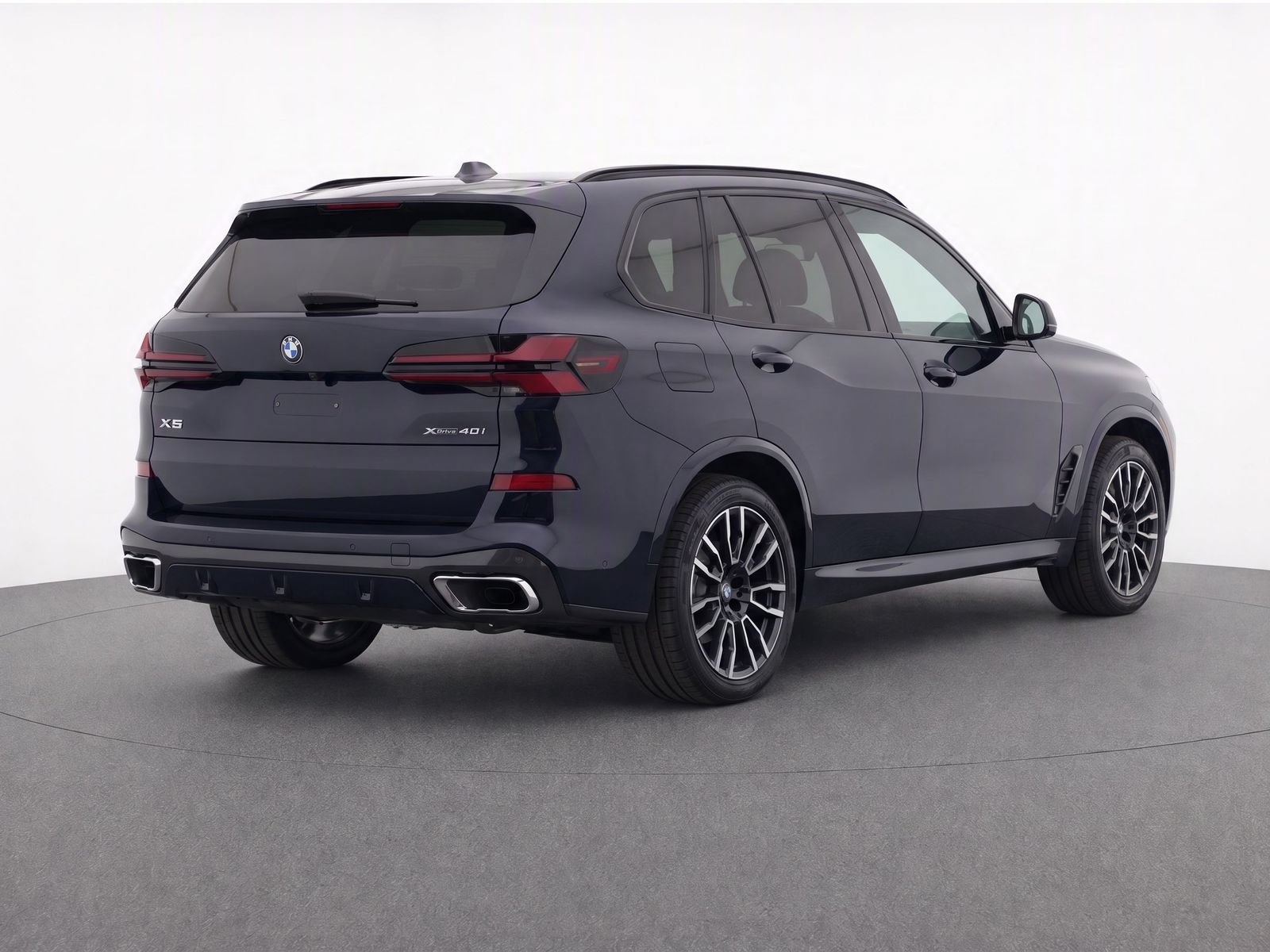 Certified 2024 BMW X5 xDrive40i w/ M Sport Package AWD/4WD image 8