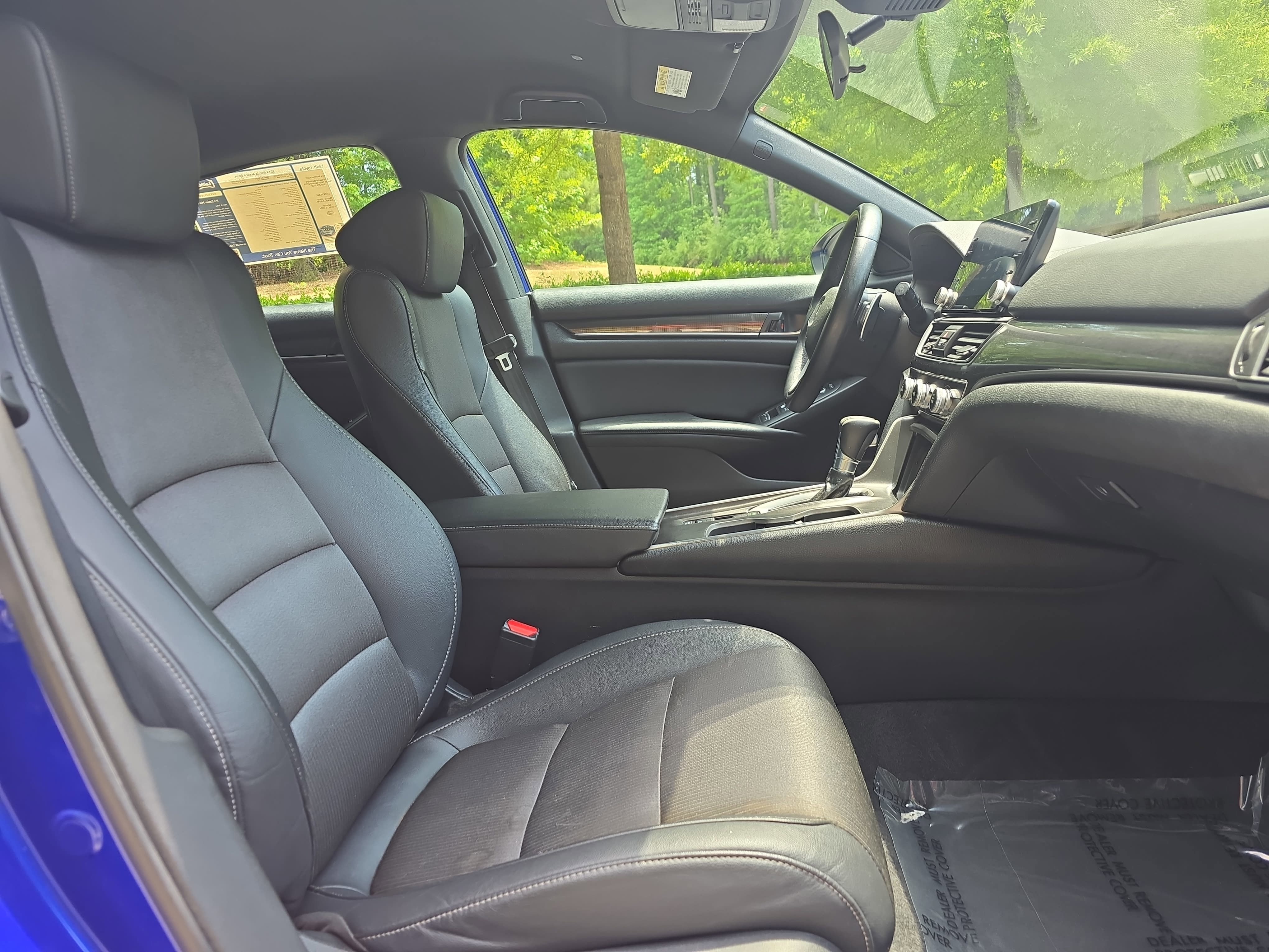 Used 2019 Honda Accord Sport image 10