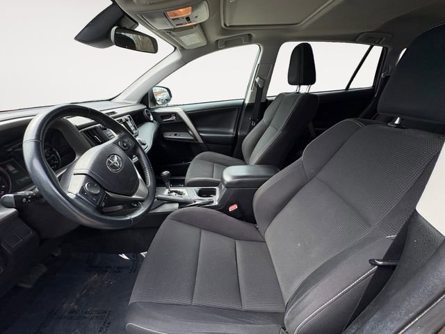 Used 2018 Toyota RAV4 XLE image 9
