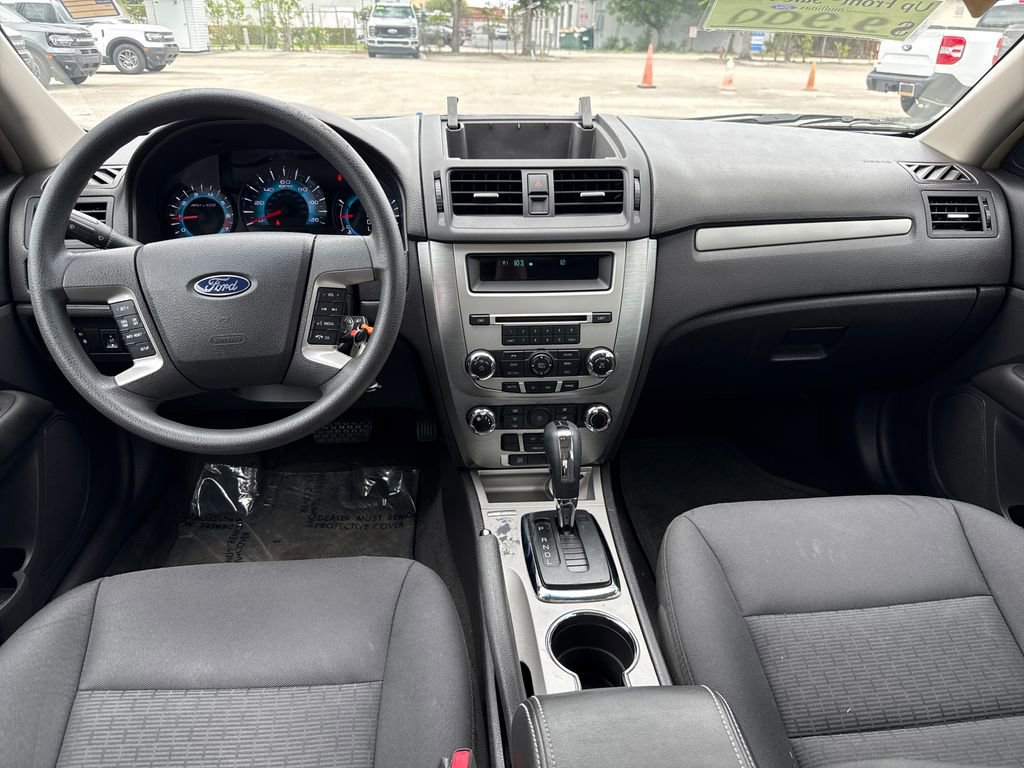 Used 2012 Ford Fusion SE FWD image 6