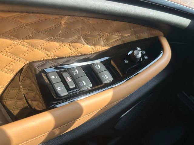 Used 2025 Jeep Grand Cherokee Summit w/ Adv Protech Group IV image 19