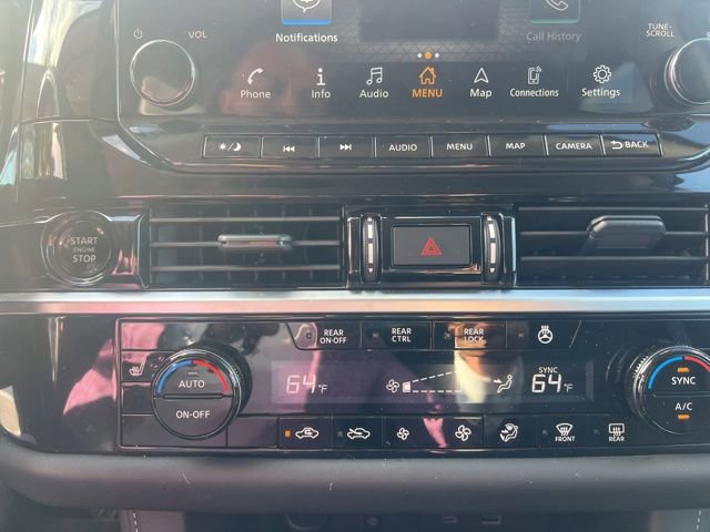 Used 2025 Nissan Pathfinder SL w/ Black Appearance Package image 41