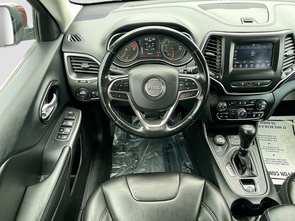 Used 2021 Jeep Cherokee Latitude Plus w/ Sun & Sound Group image 21