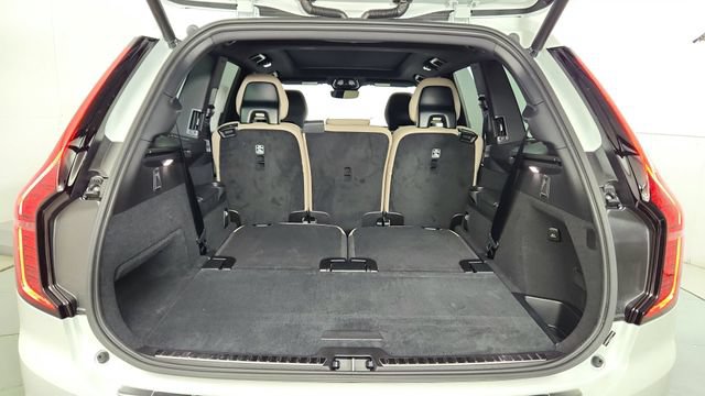 New 2026 Volvo XC90 B6 Plus w/ Protection Package Premier AWD/4WD image 42