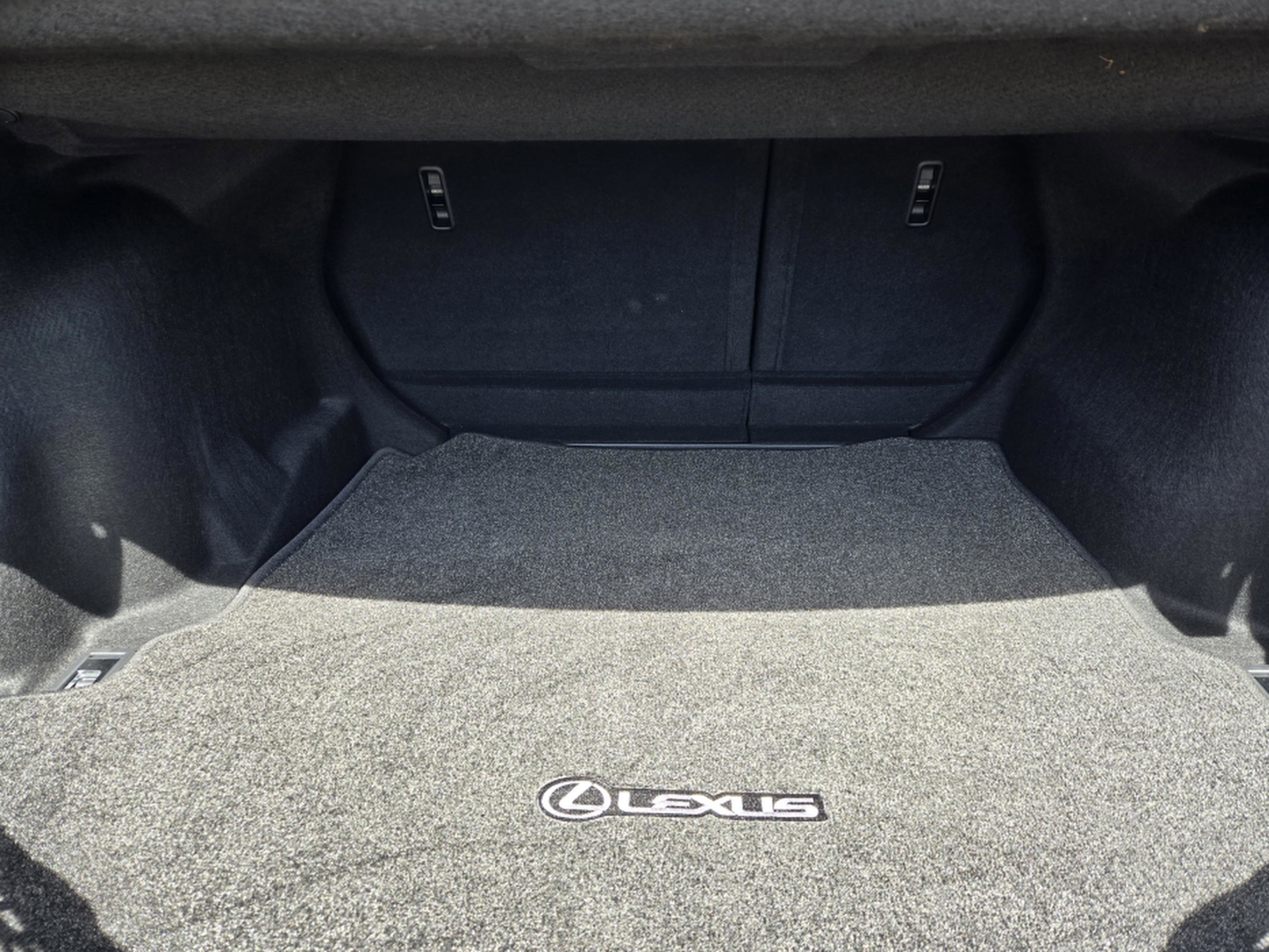 Used 2025 Lexus IS 350 F Sport w/ Accessory Package image 40