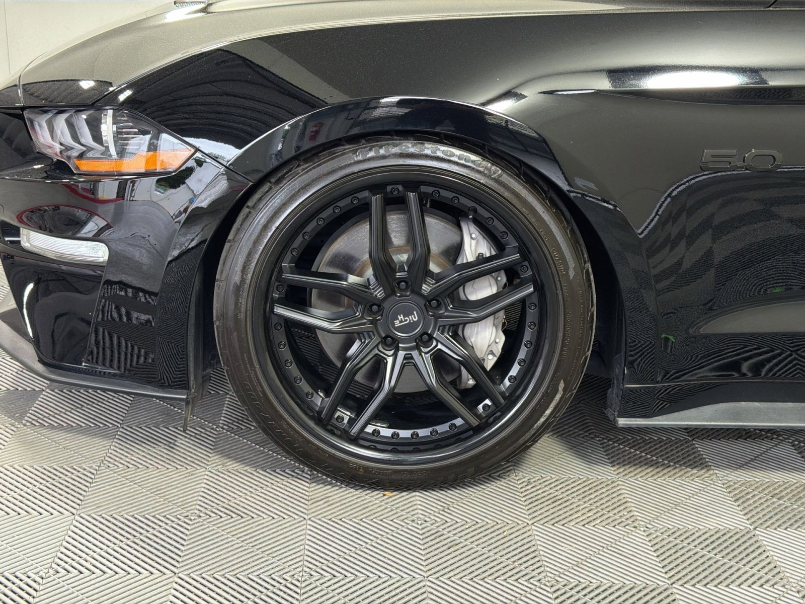 Used 2022 Ford Mustang GT RWD image 12