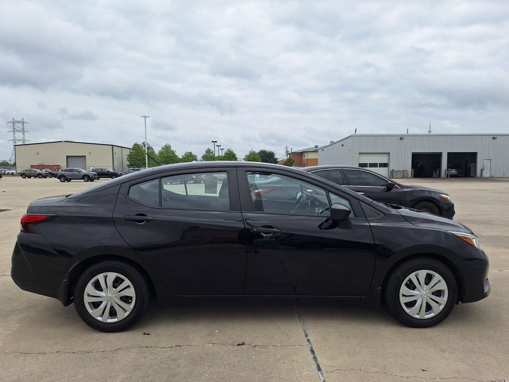 Used 2023 Nissan Versa S w/ Trunk Package FWD image 5