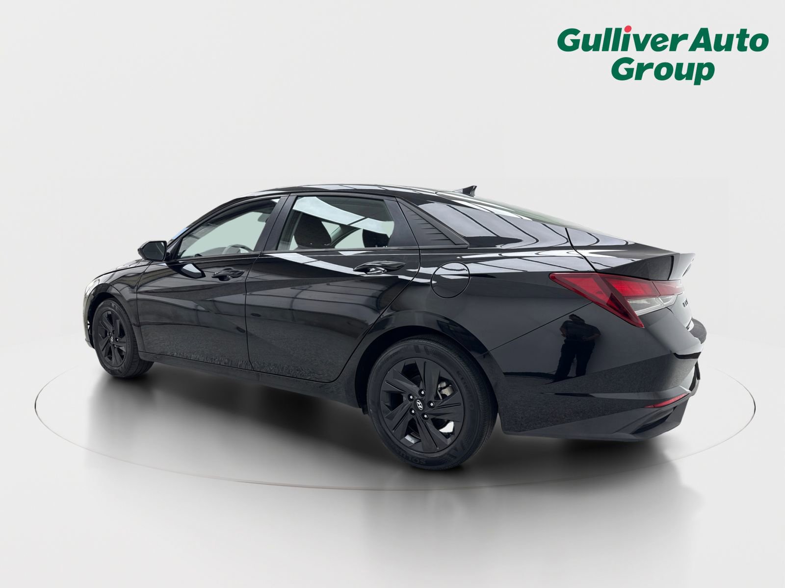 Used 2021 Hyundai Elantra SEL FWD image 4