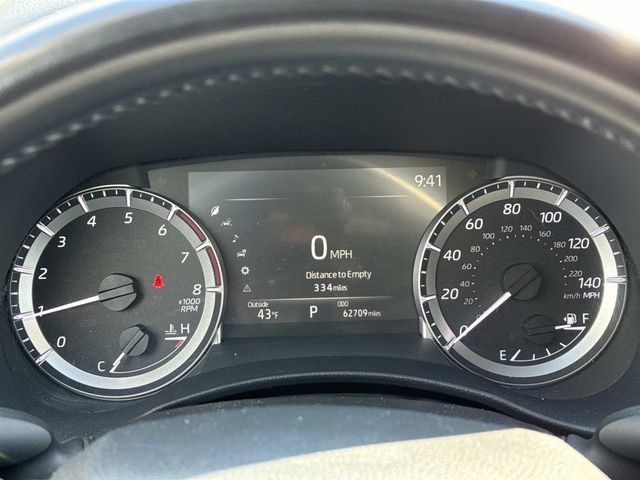 Used 2024 Toyota Highlander LE image 27