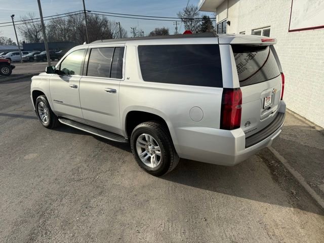 Used 2019 Chevrolet Suburban LT image 5