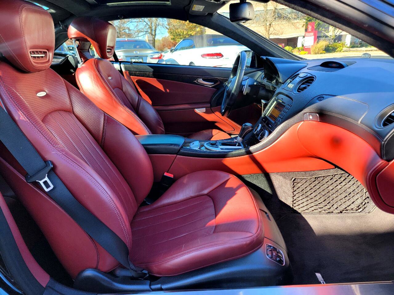 Used 2011 Mercedes-Benz SL 63 AMG image 35