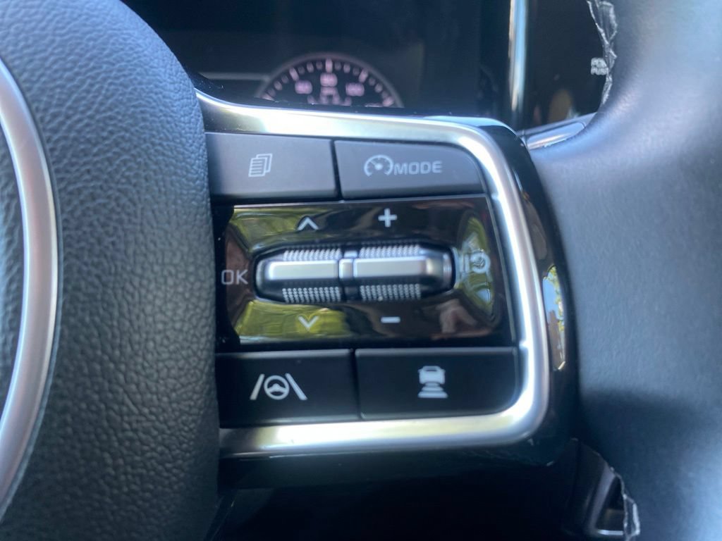 Used 2023 Kia Sorento EX AWD/4WD image 21