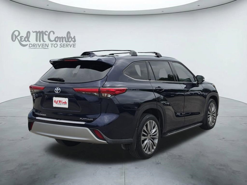 Used 2020 Toyota Highlander Platinum FWD image 5