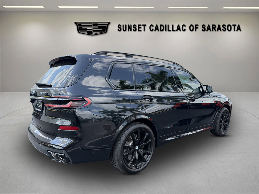 Used 2025 BMW X7 M60i AWD/4WD image 3