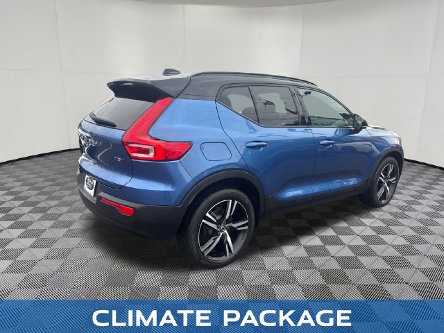 Used 2021 Volvo XC40 T5 R-Design w/ Climate Package AWD/4WD image 6