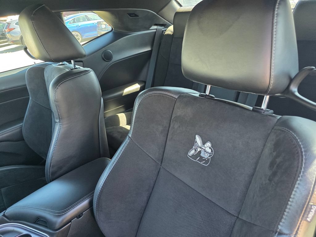 Used 2018 Dodge Challenger R/T Scat Pack RWD image 15