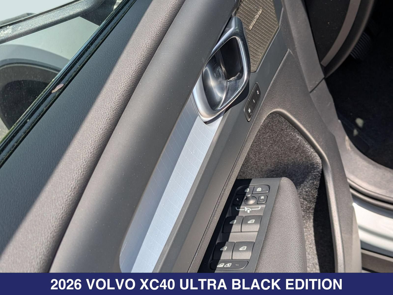 New 2026 Volvo XC40 B5 Ultra w/ Protection Package Premier AWD/4WD image 12