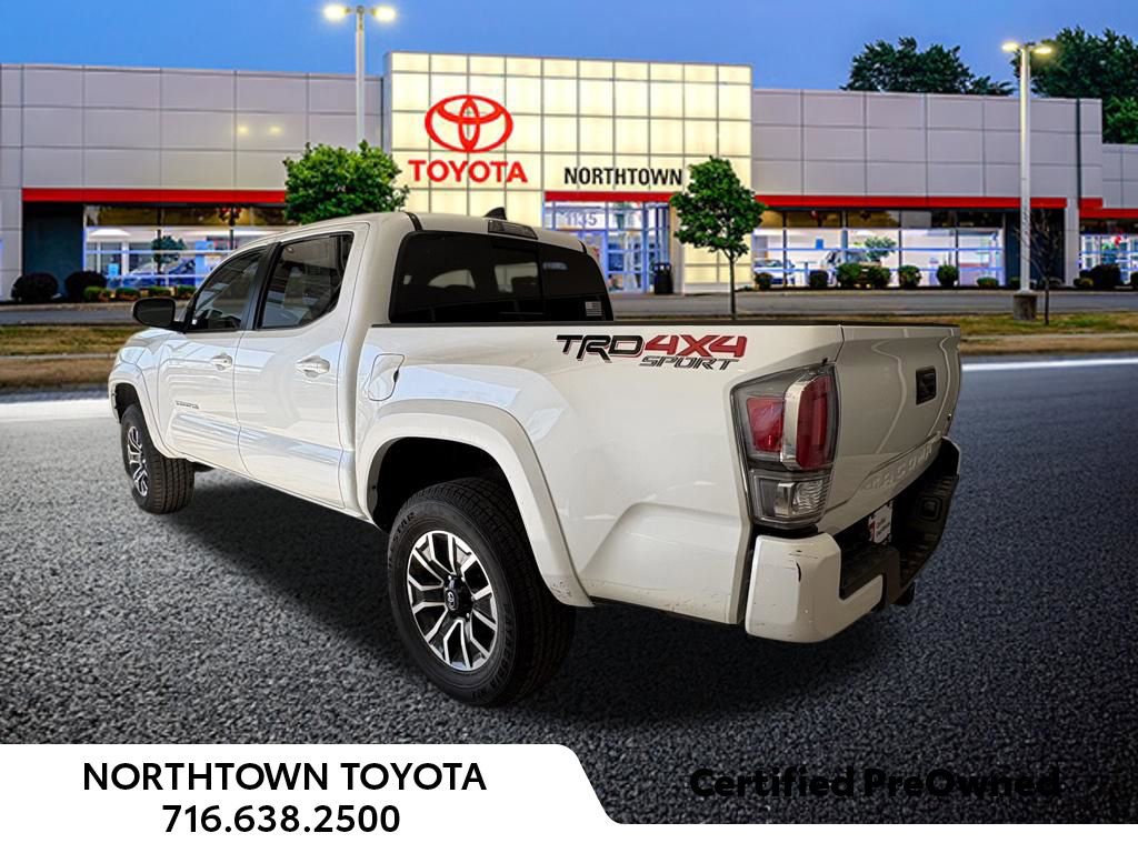 Used 2023 Toyota Tacoma TRD Sport image 3