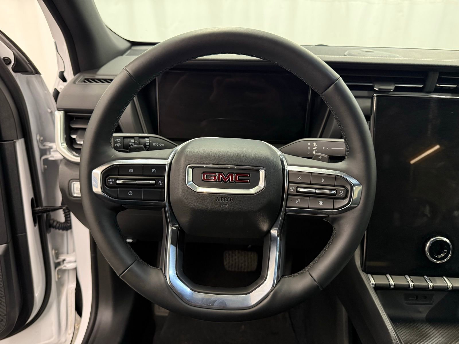 Used 2026 GMC Terrain Elevation image 12