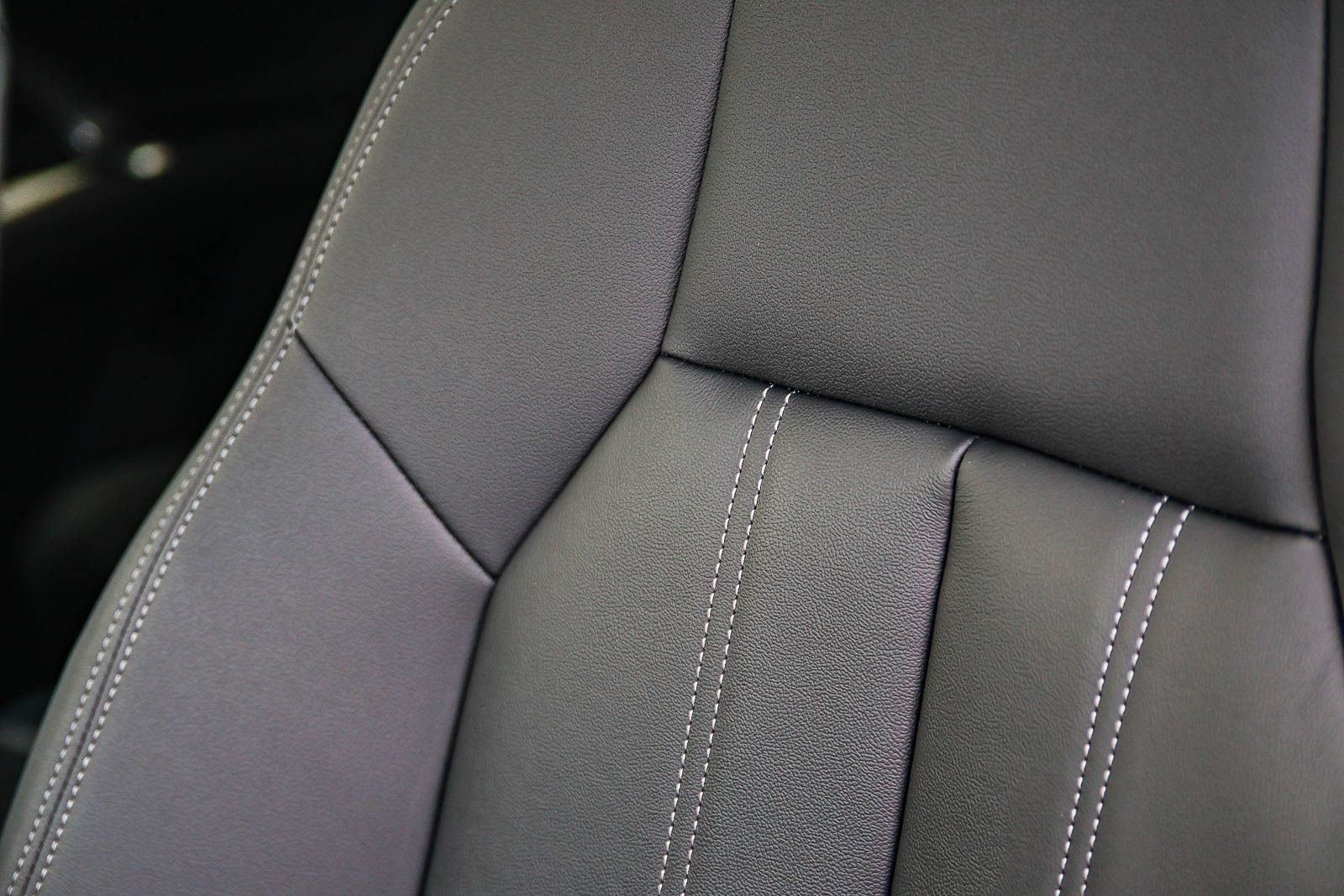 Certified 2025 Audi Q5 Premium w/ Convenience Package image 28