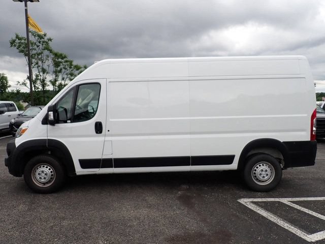 Used 2024 RAM ProMaster 2500 FWD image 2