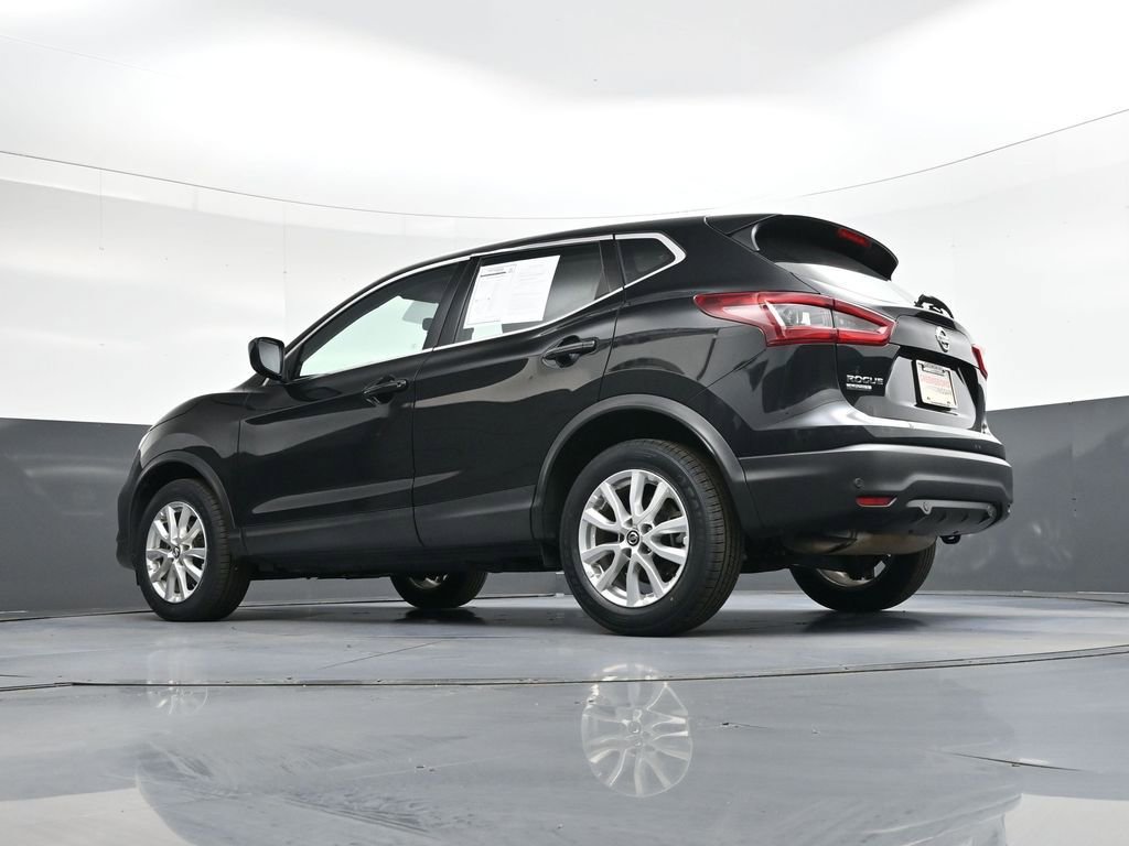 Used 2021 Nissan Rogue Sport S image 36