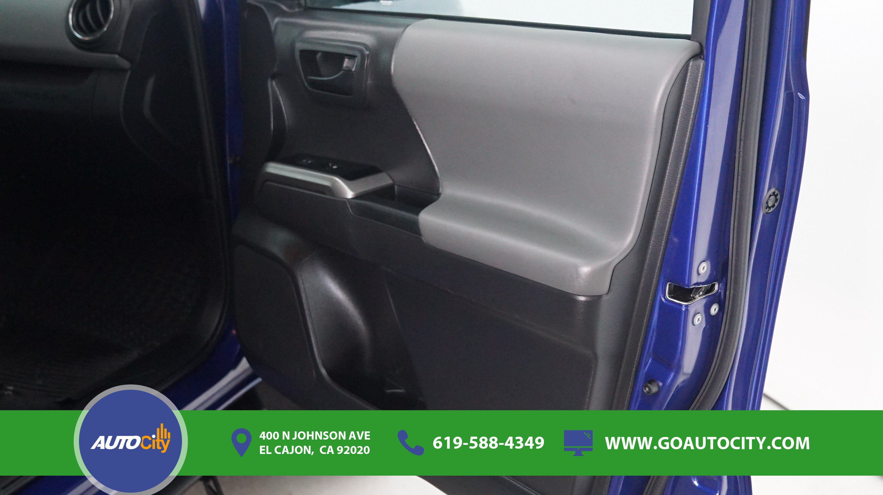 Used 2022 Toyota Tacoma SR5 RWD image 14