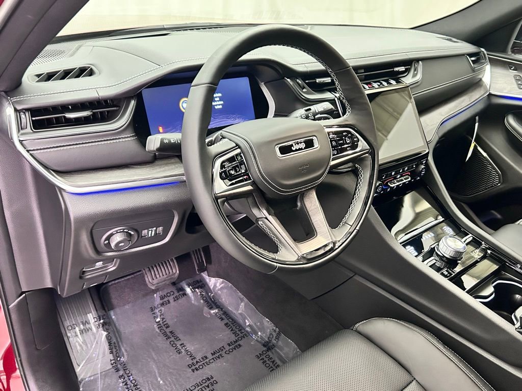 New 2025 Jeep Grand Cherokee Overland w/ Adv Protech Group III image 15