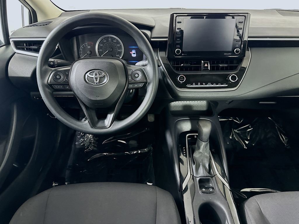 Used 2022 Toyota Corolla LE FWD image 16