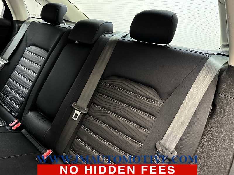 Used 2016 Ford Fusion SE image 15