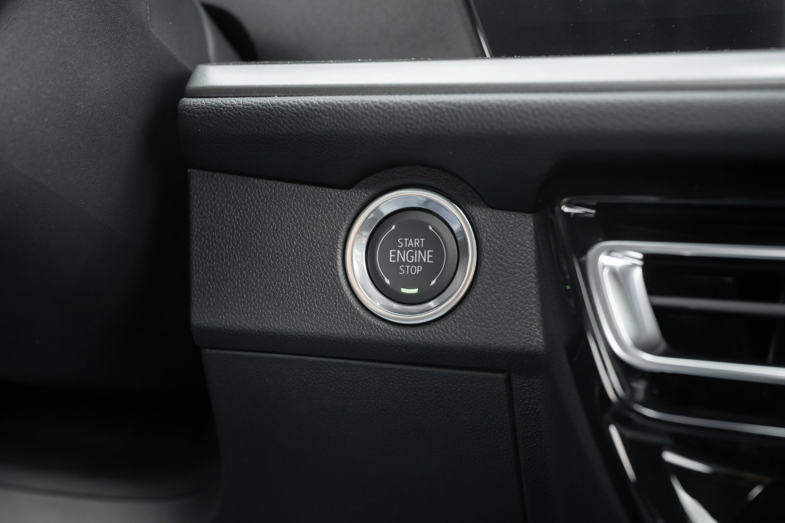 New 2026 Chevrolet Traverse LT w/ Driver Confidence Package image 23