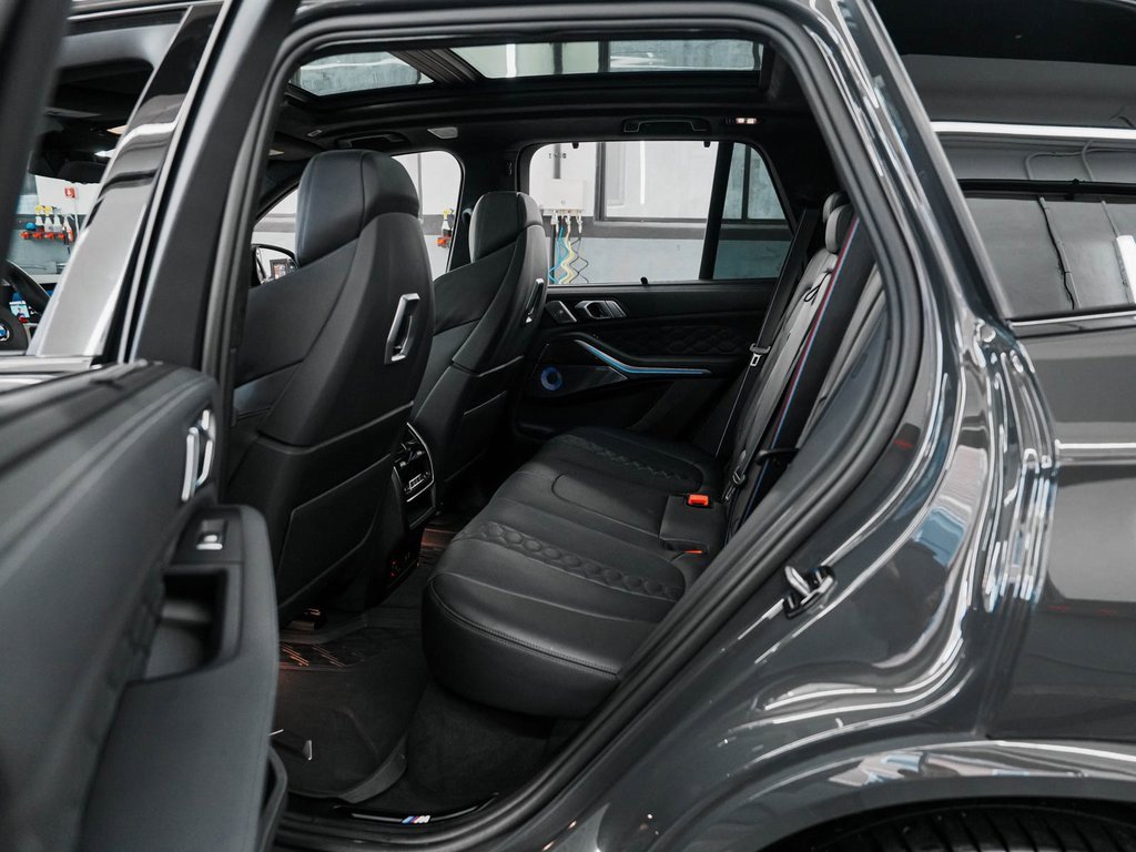 Used 2024 BMW X5 M Competition w/ Executive Package image 32