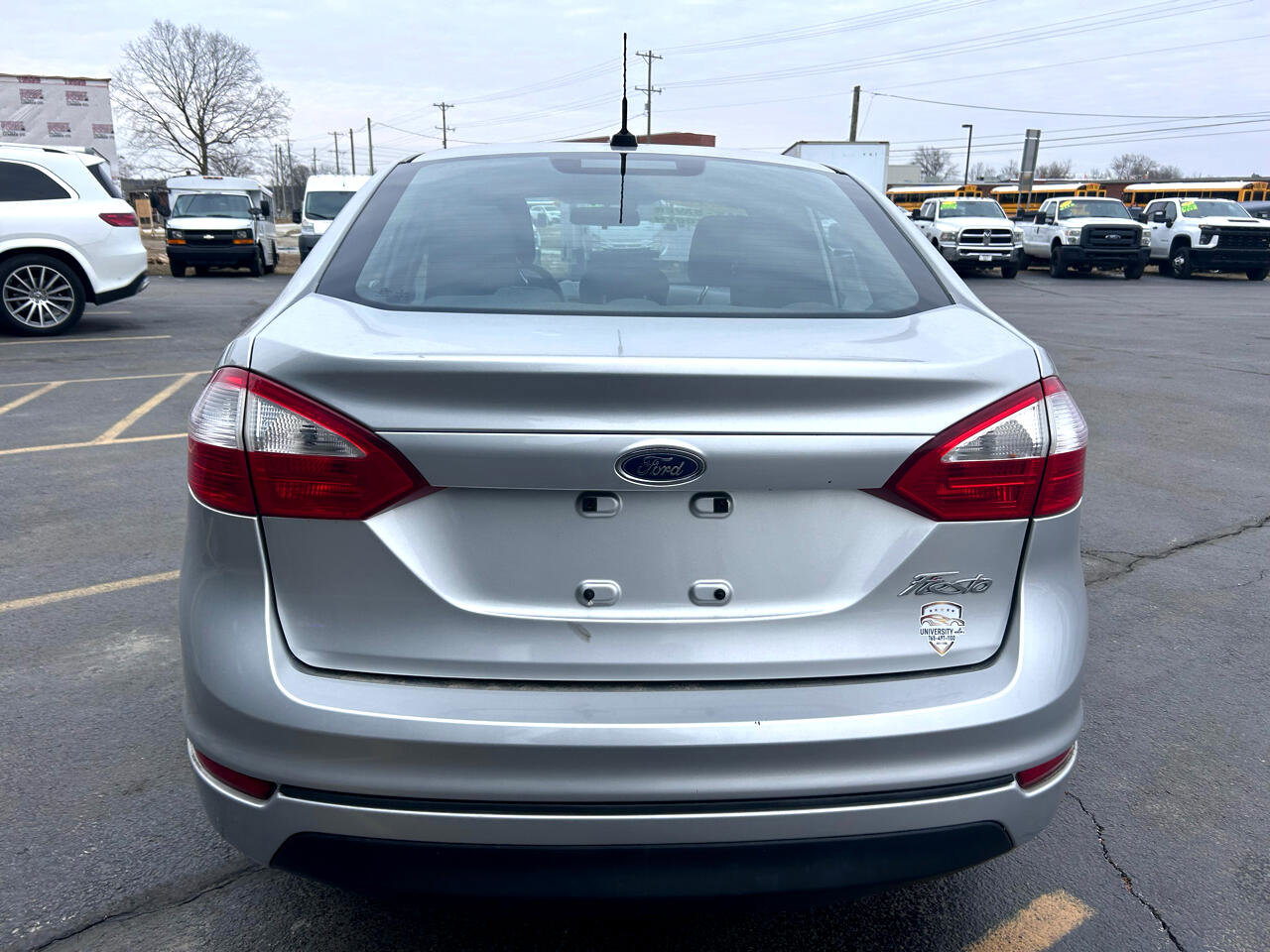 Used 2016 Ford Fiesta S image 4