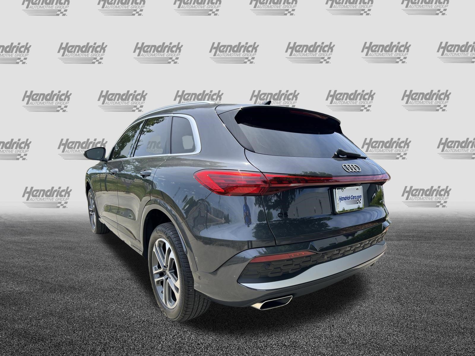 Used 2025 Audi Q5 Premium w/ Convenience Package AWD/4WD image 9