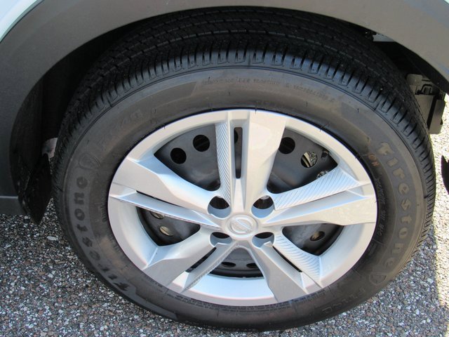 New 2025 Nissan Kicks Play S image 7